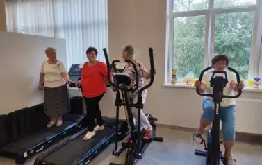 Wsp&oacute;lne gotowanie i ćwiczenia w siłowni