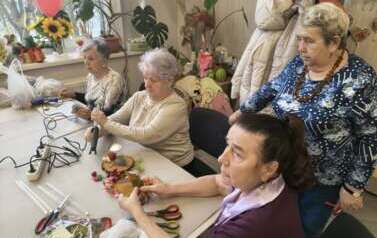 Dekoracje i stroiki świąteczne