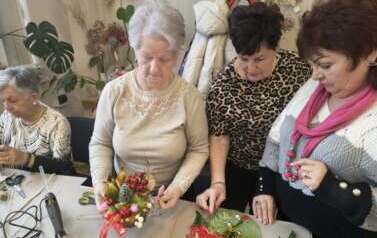 Dekoracje i stroiki świąteczne