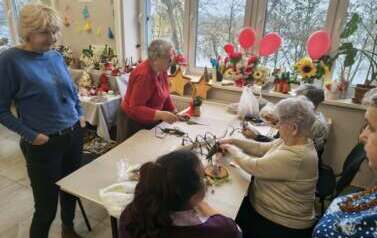 Dekoracje i stroiki świąteczne