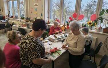 Dekoracje i stroiki świąteczne