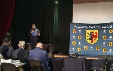 Seniorzy bezpieczni na drogach