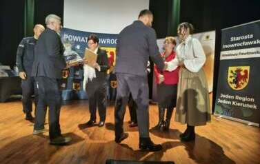 Seniorzy bezpieczni na drogach