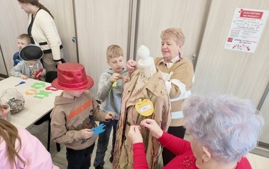 Płaszcz Dobrych Rzeczy - warsztaty międzypokoleniowe 21