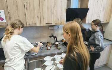 Działanie, wsp&oacute;łpraca i dobra energia