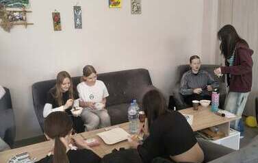 Działanie, wsp&oacute;łpraca i dobra energia