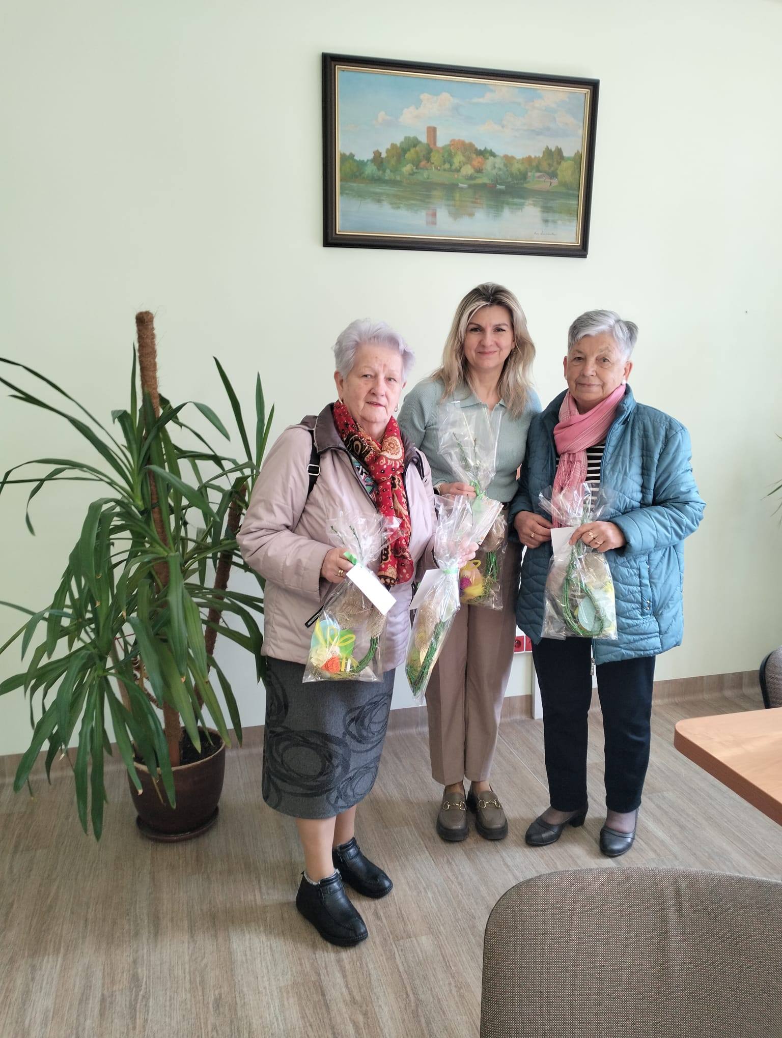 660557171_975776285392743_344145940911887257_n